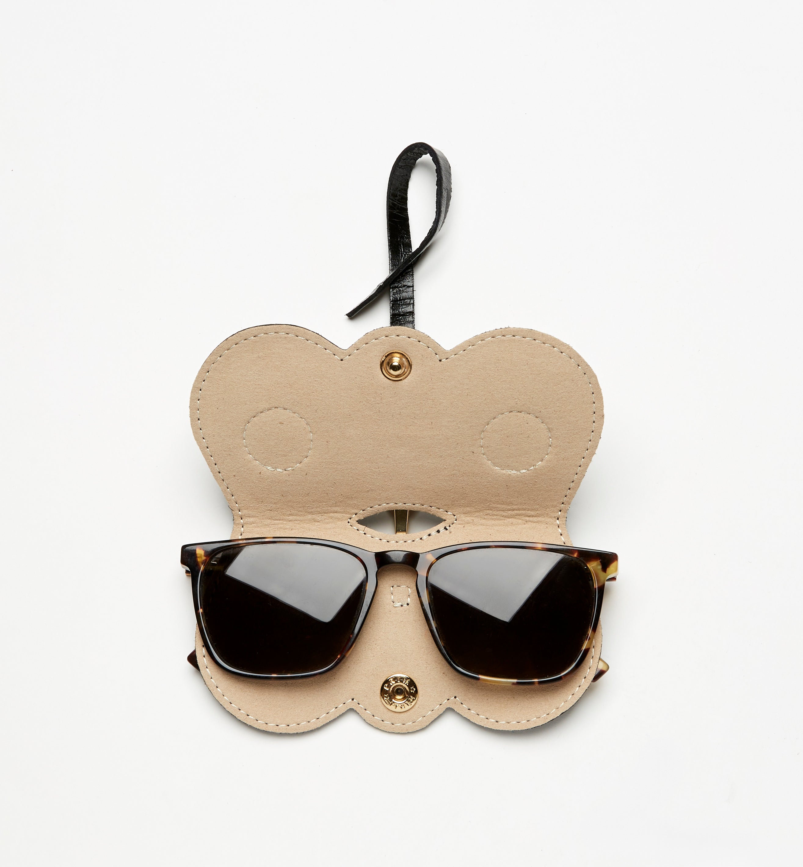 PUCK LEATHER SUNGLASS CLIP CASE