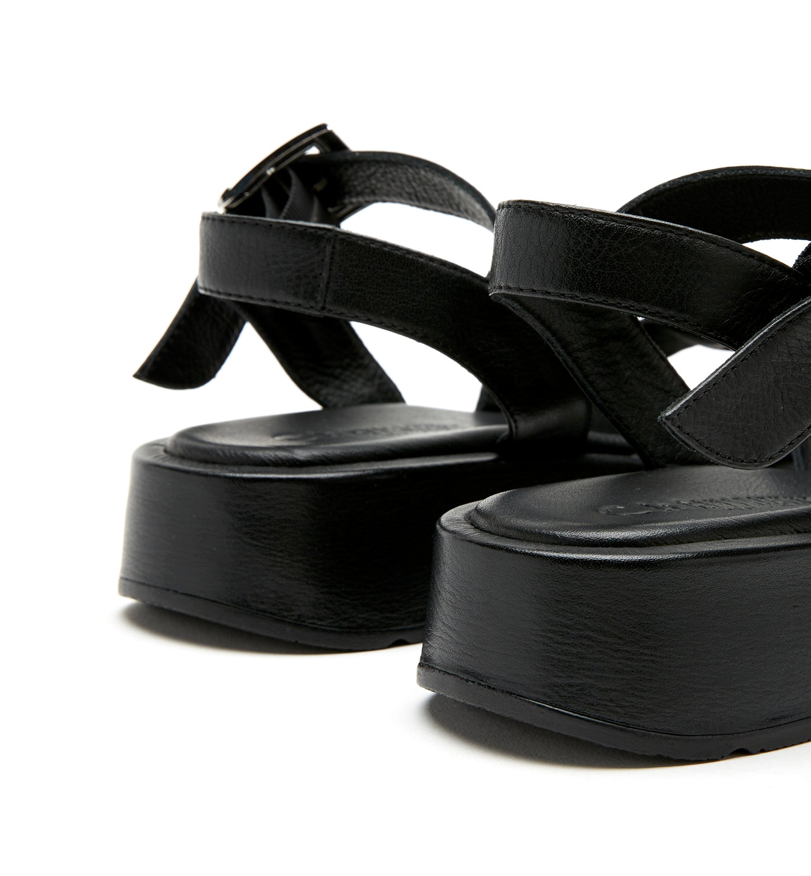 AUBREE LEATHER SANDAL - La Canadienne
