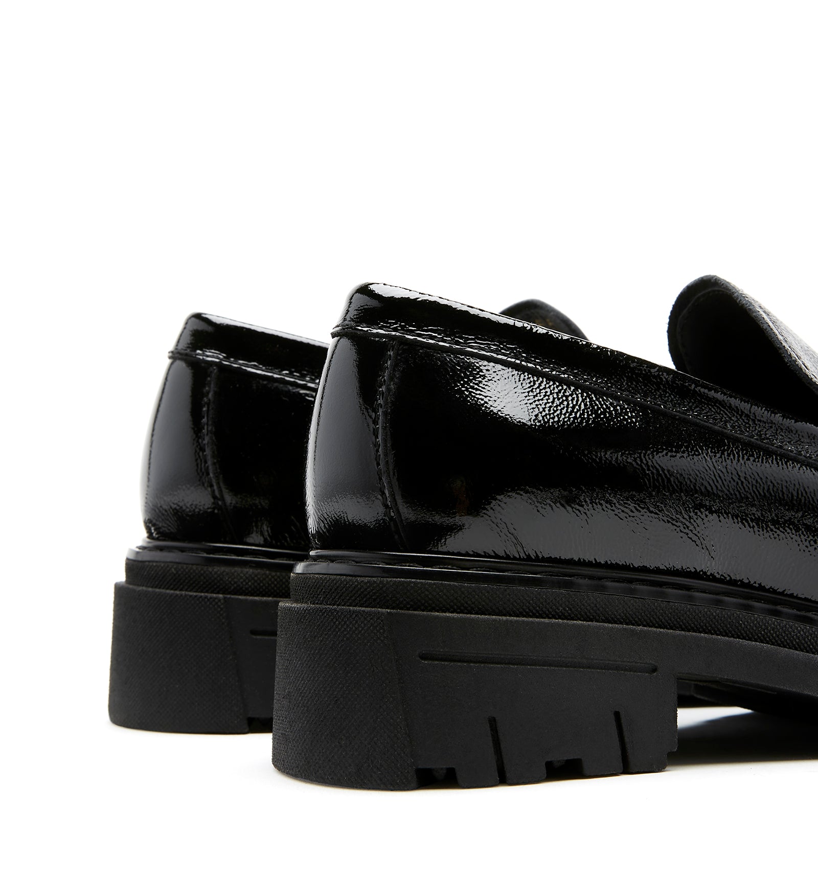 DOE CRINKLE LEATHER LOAFER