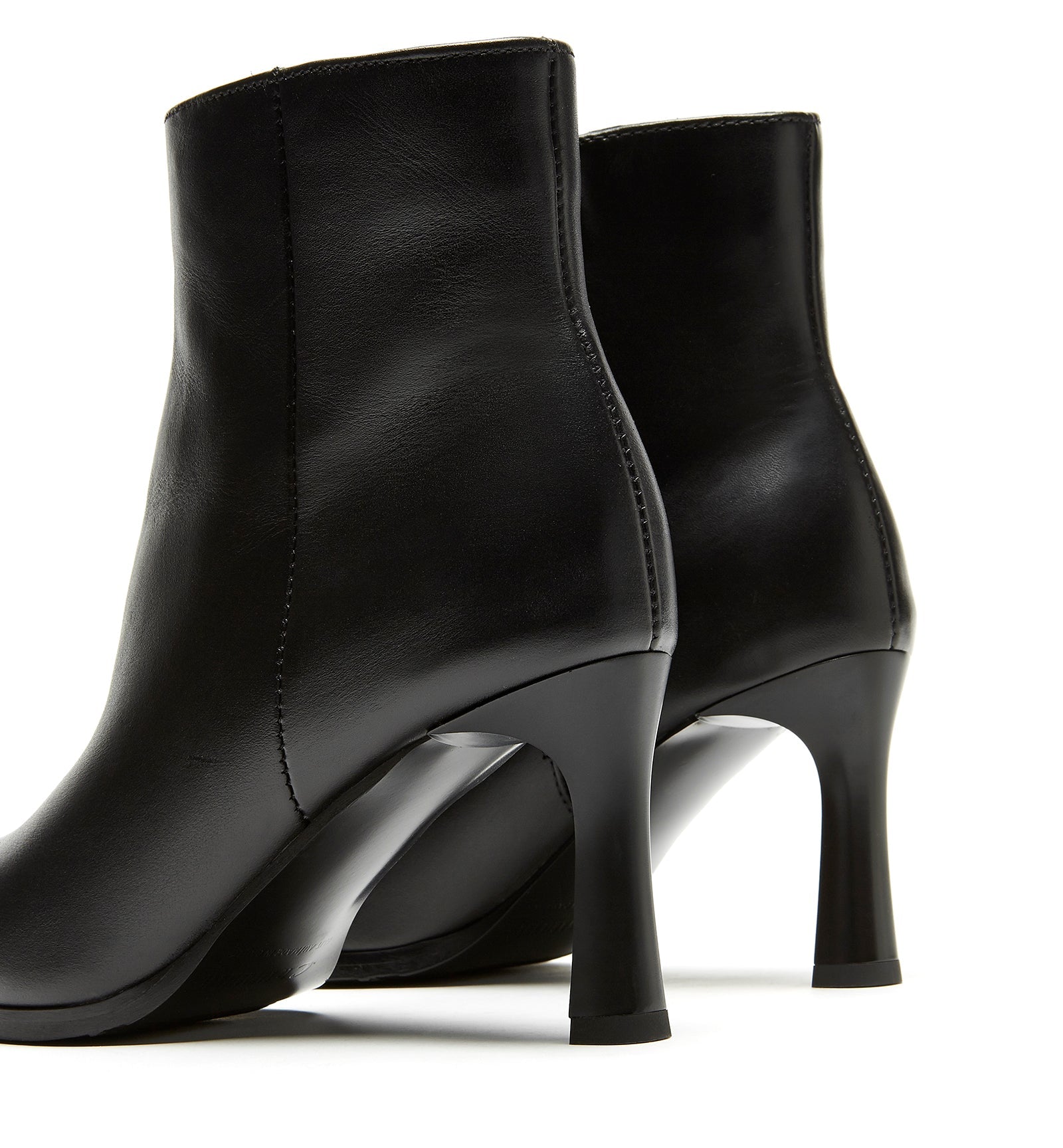 ELLENOR LEATHER BOOTIE - La Canadienne