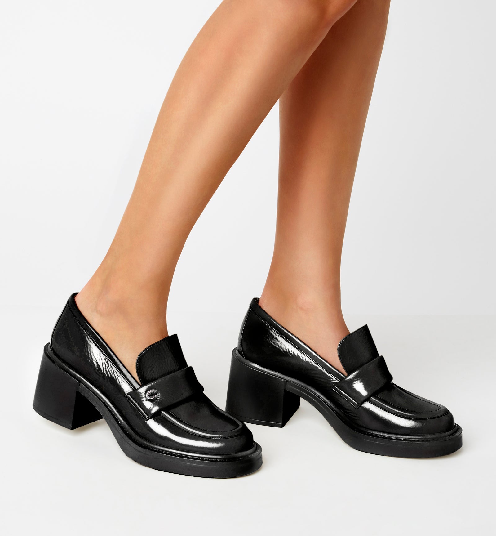 FABRIZIA CRINKLE LEATHER HEELED LOAFER - La Canadienne