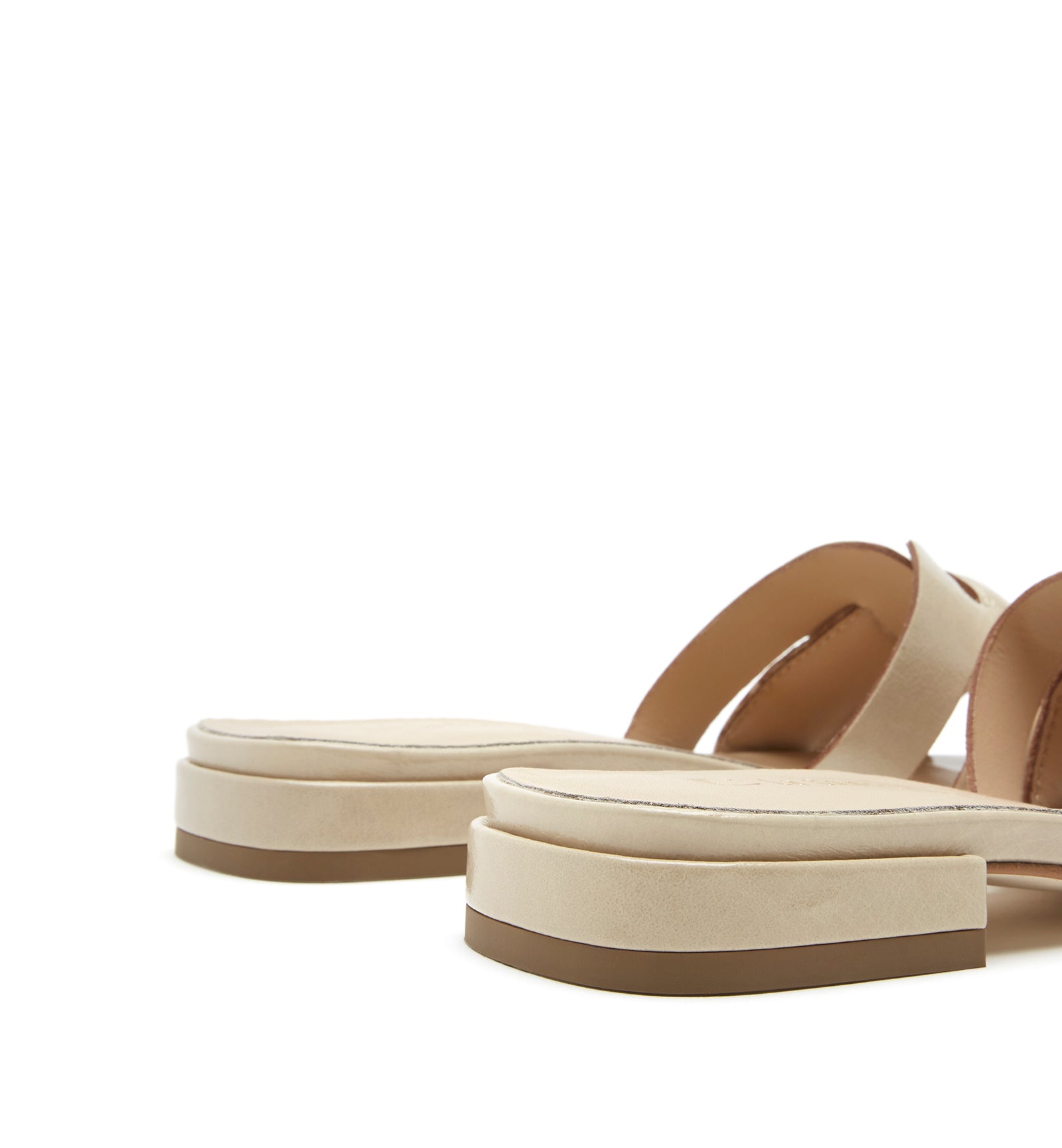 FLORE CRUSHED LEATHER SANDAL