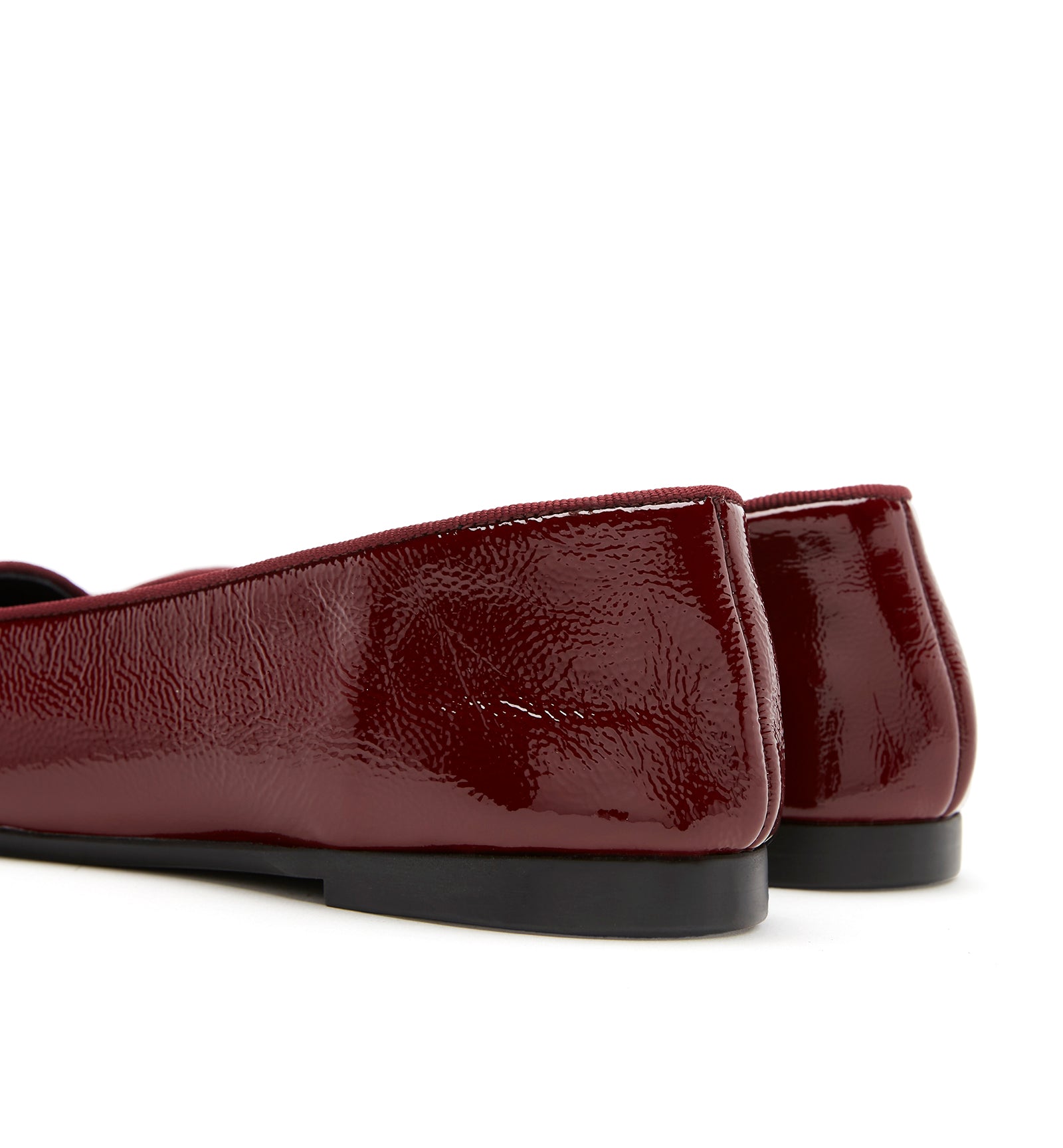 GEO CRINKLE LEATHER FLAT