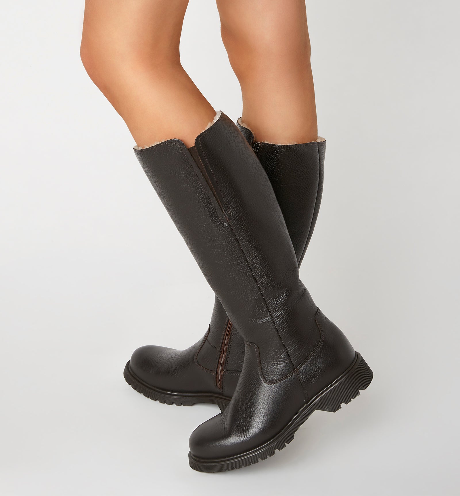 HELENE SHEARLING - LINED PEBBLED LEATHER BOOT - La Canadienne