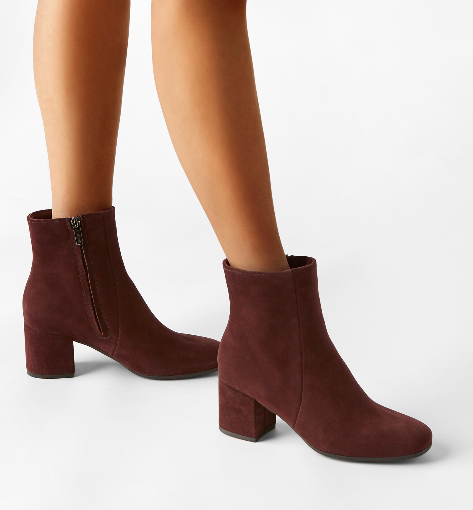 JOANIE SUEDE BOOTIE - La Canadienne