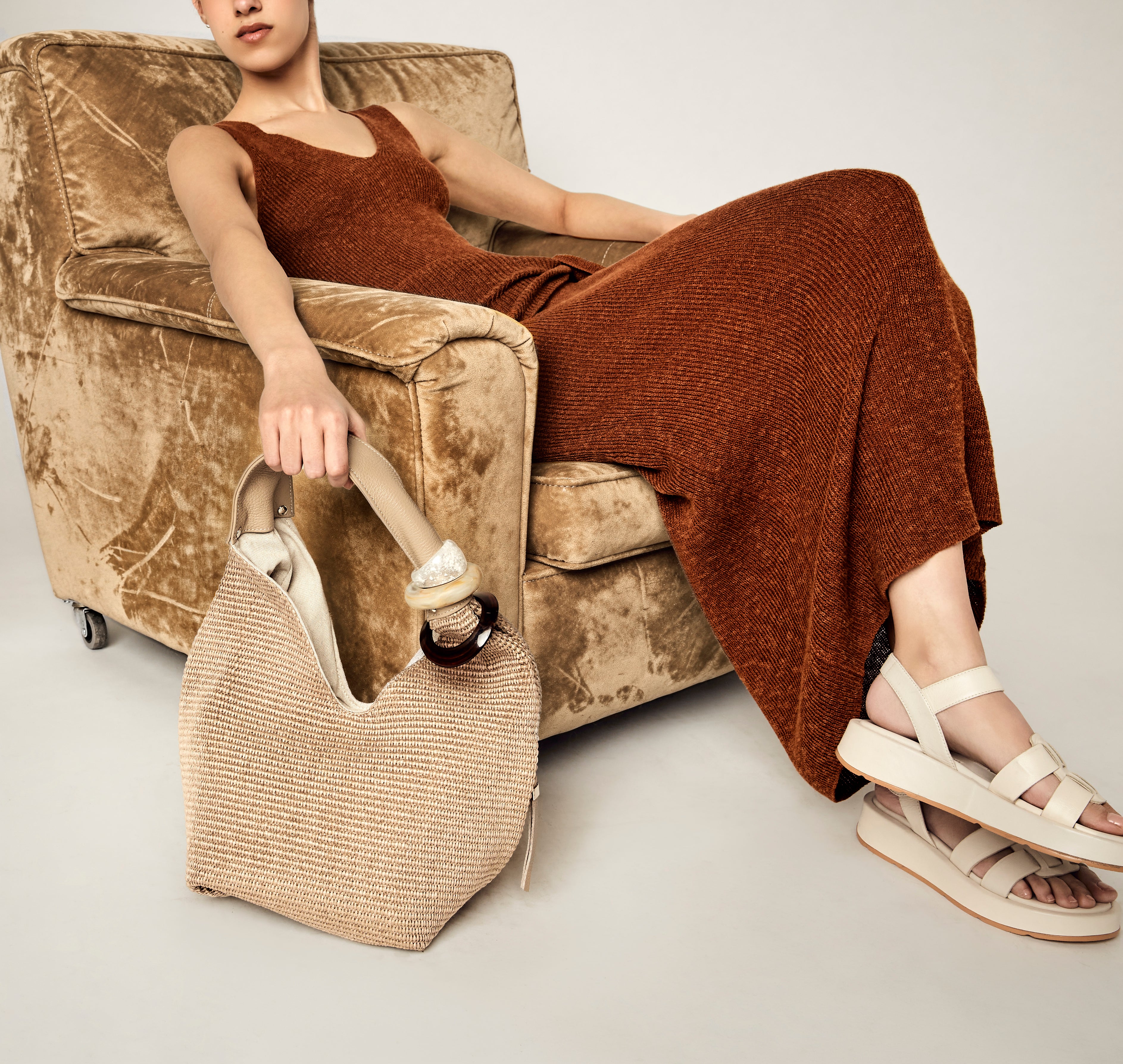 LOVIE RAFFIA TOTE BAG