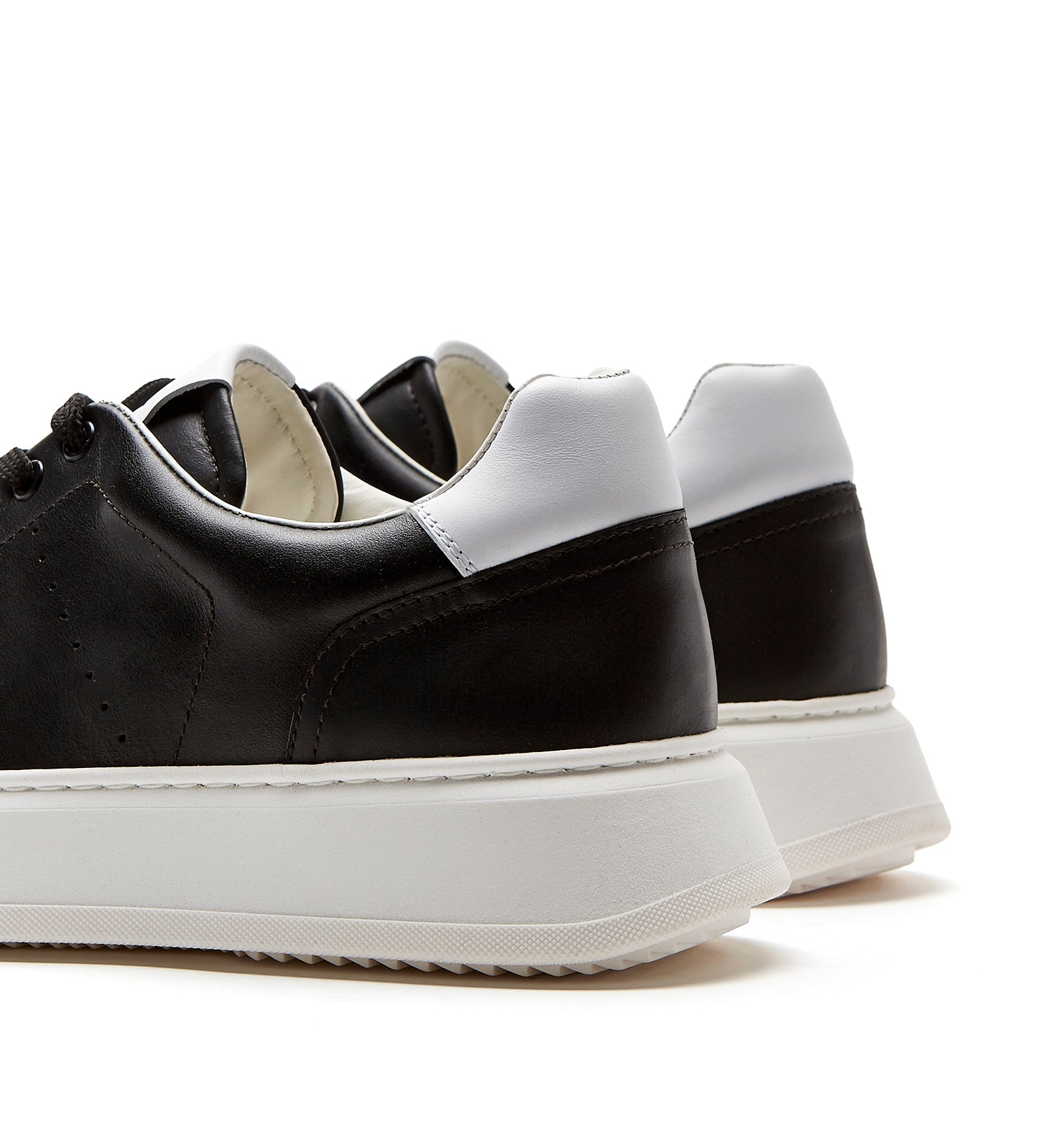 LYLE MEN'S LEATHER SNEAKER - La Canadienne