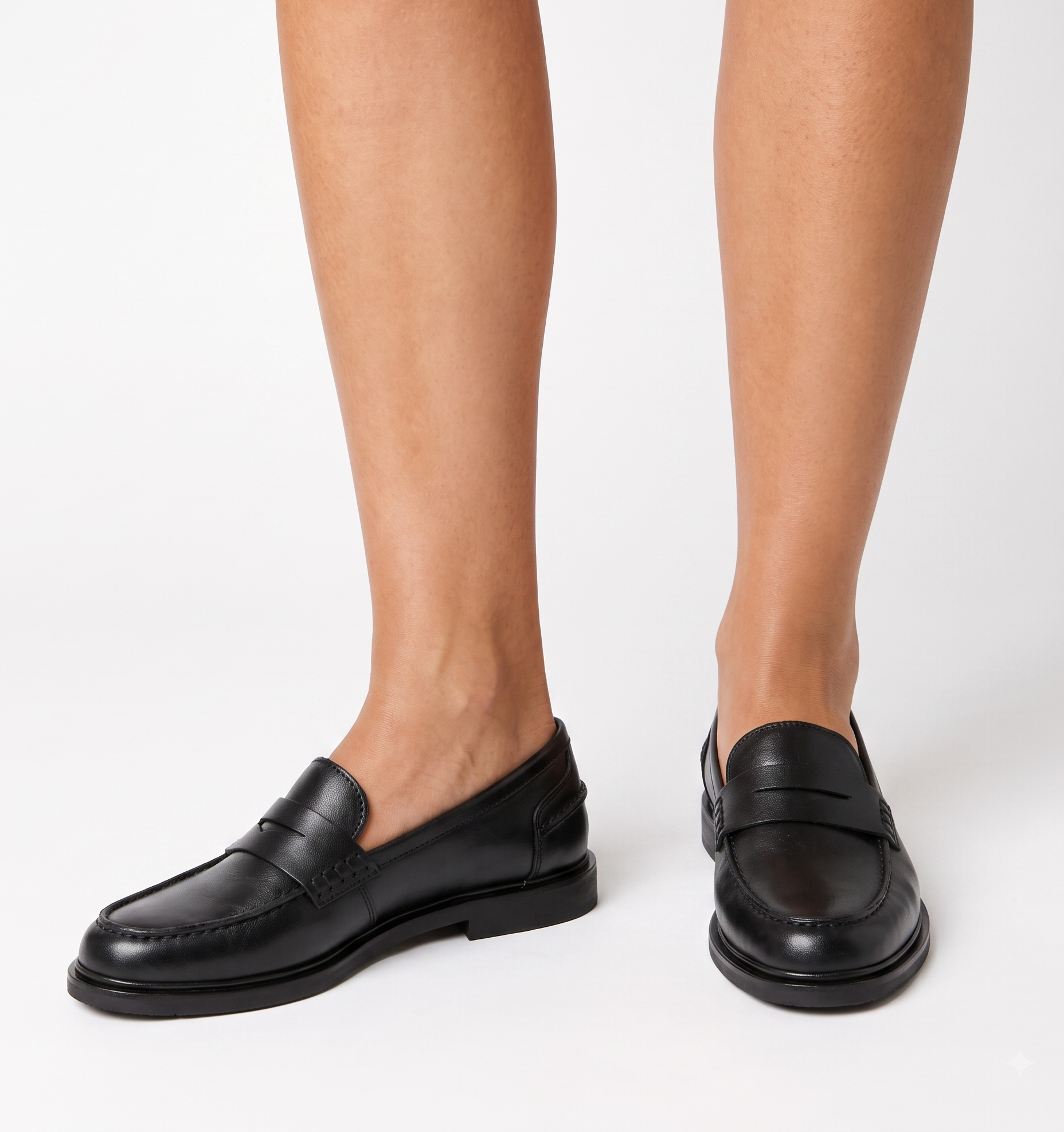 MAGNET LEATHER LOAFER