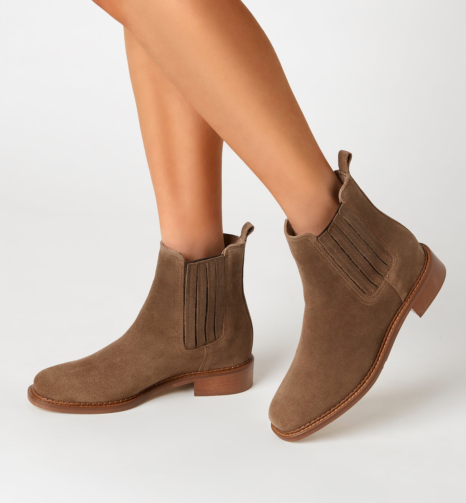 SERAPHINA OILED SUEDE BOOTIE - La Canadienne