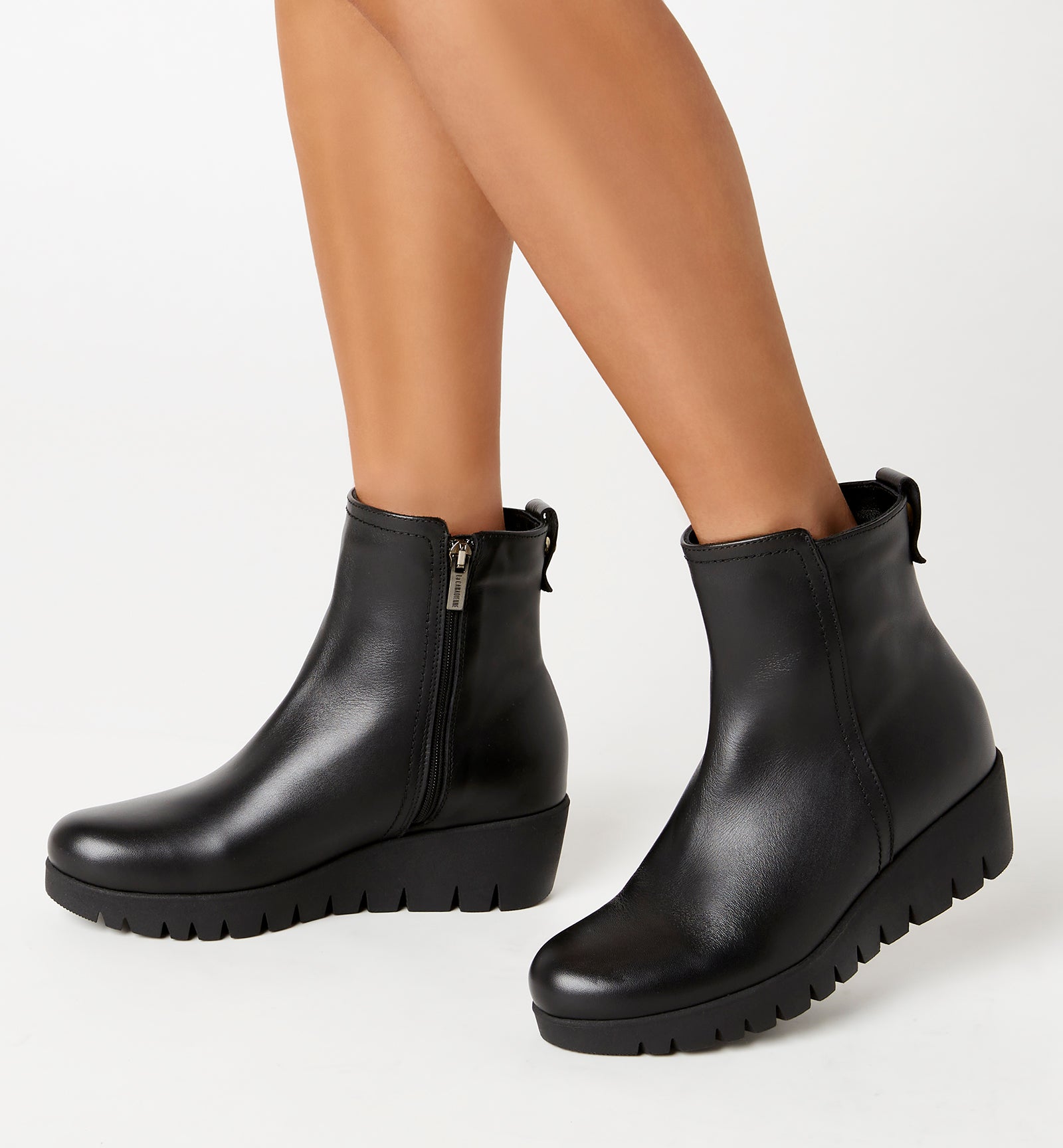 TEAGAN LEATHER BOOTIE