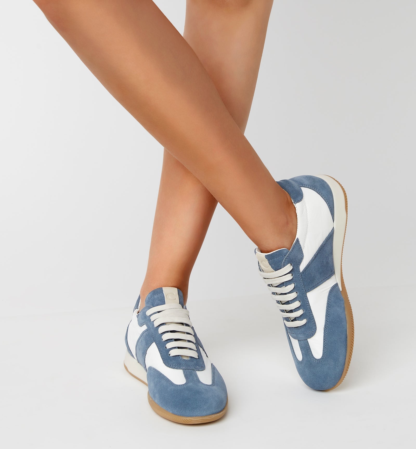 VALLEY SUEDE SNEAKER - La Canadienne