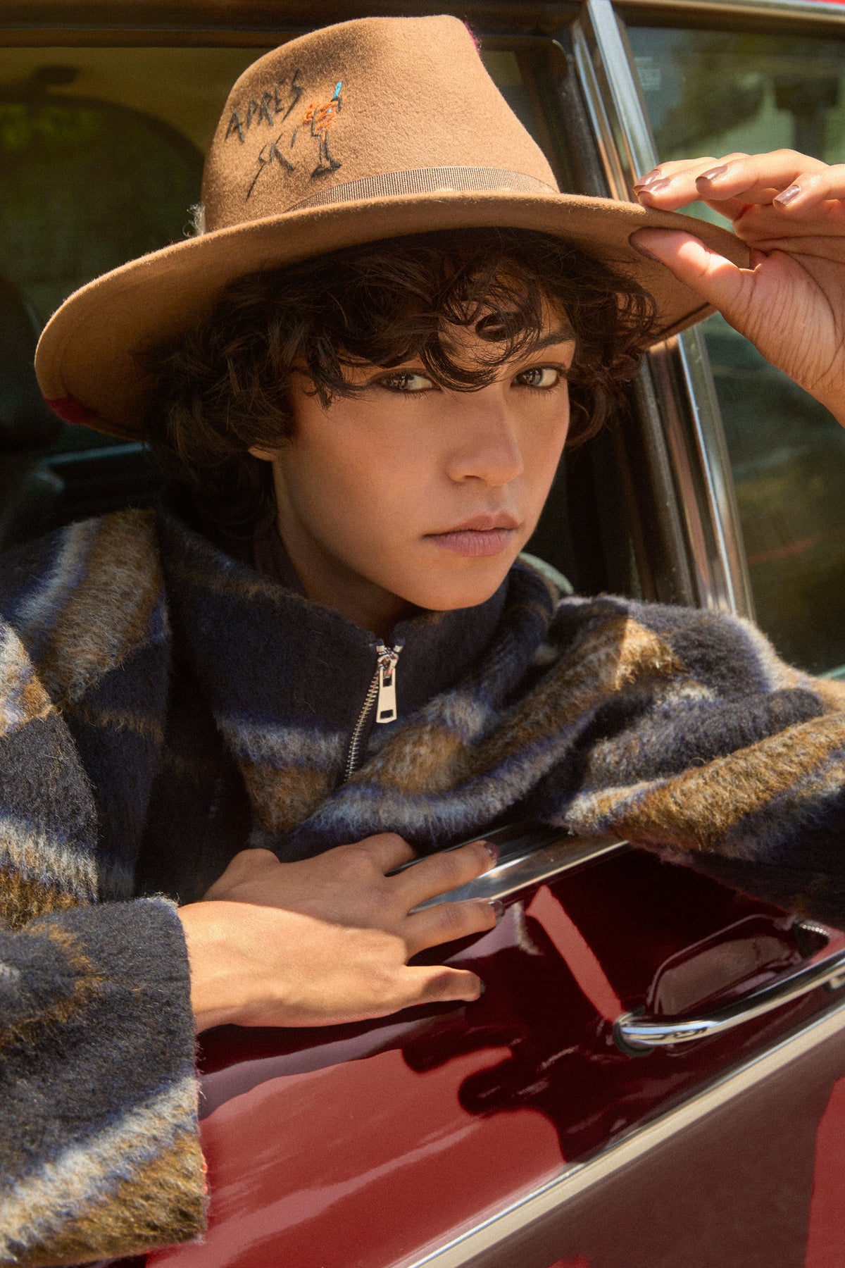 HAPPI WOOL EMBROIDERED HAT - La Canadienne