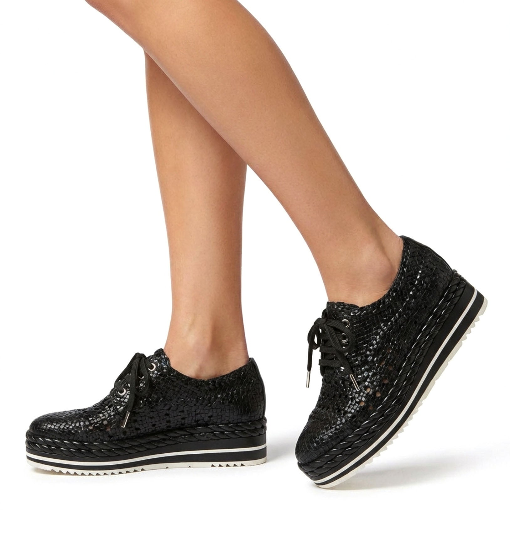 PIKNIK CHAUSSURE EN CUIR TRESSÉ