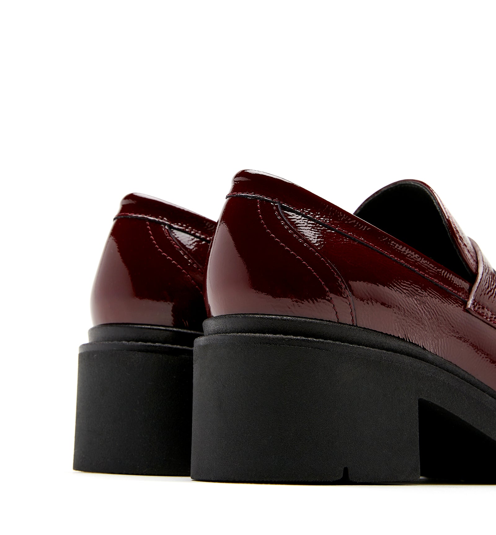 ALISA CRINKLE LEATHER LOAFER