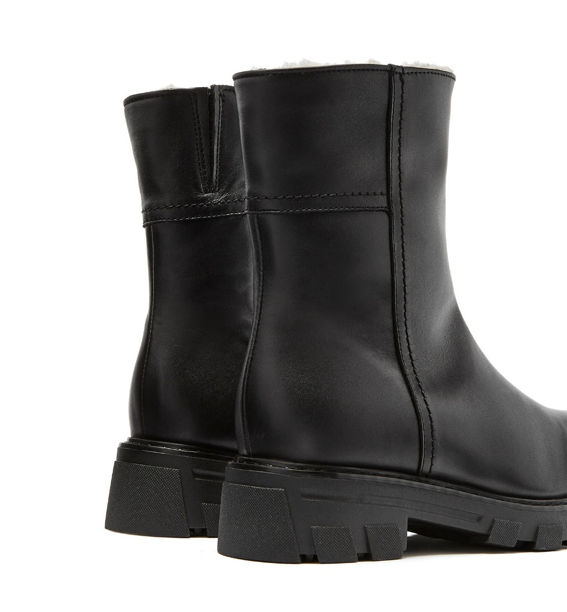 AUTUMN SHEARLING - LINED LEATHER BOOTIE - La Canadienne