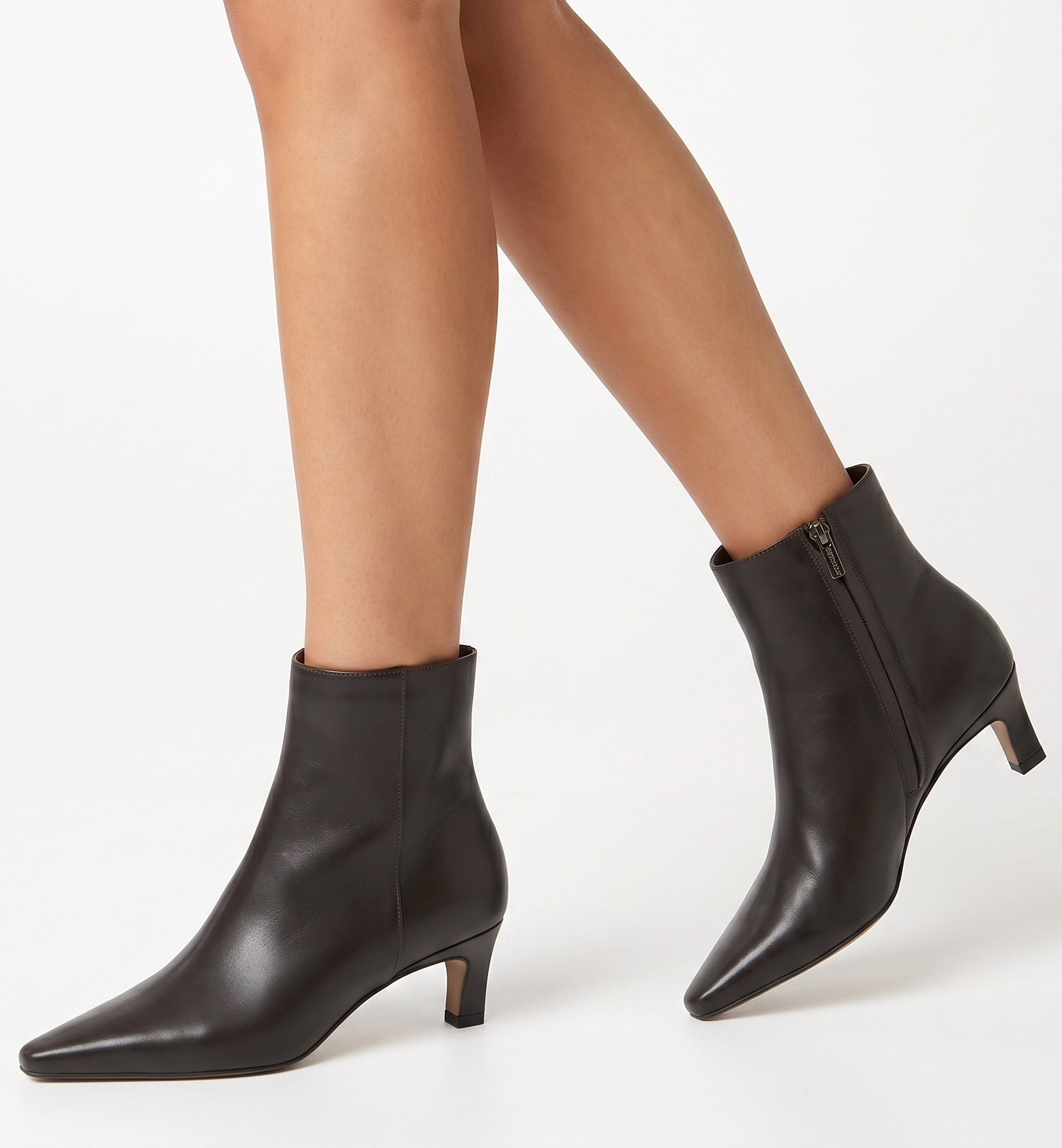 BEV LEATHER HEELED BOOTIE