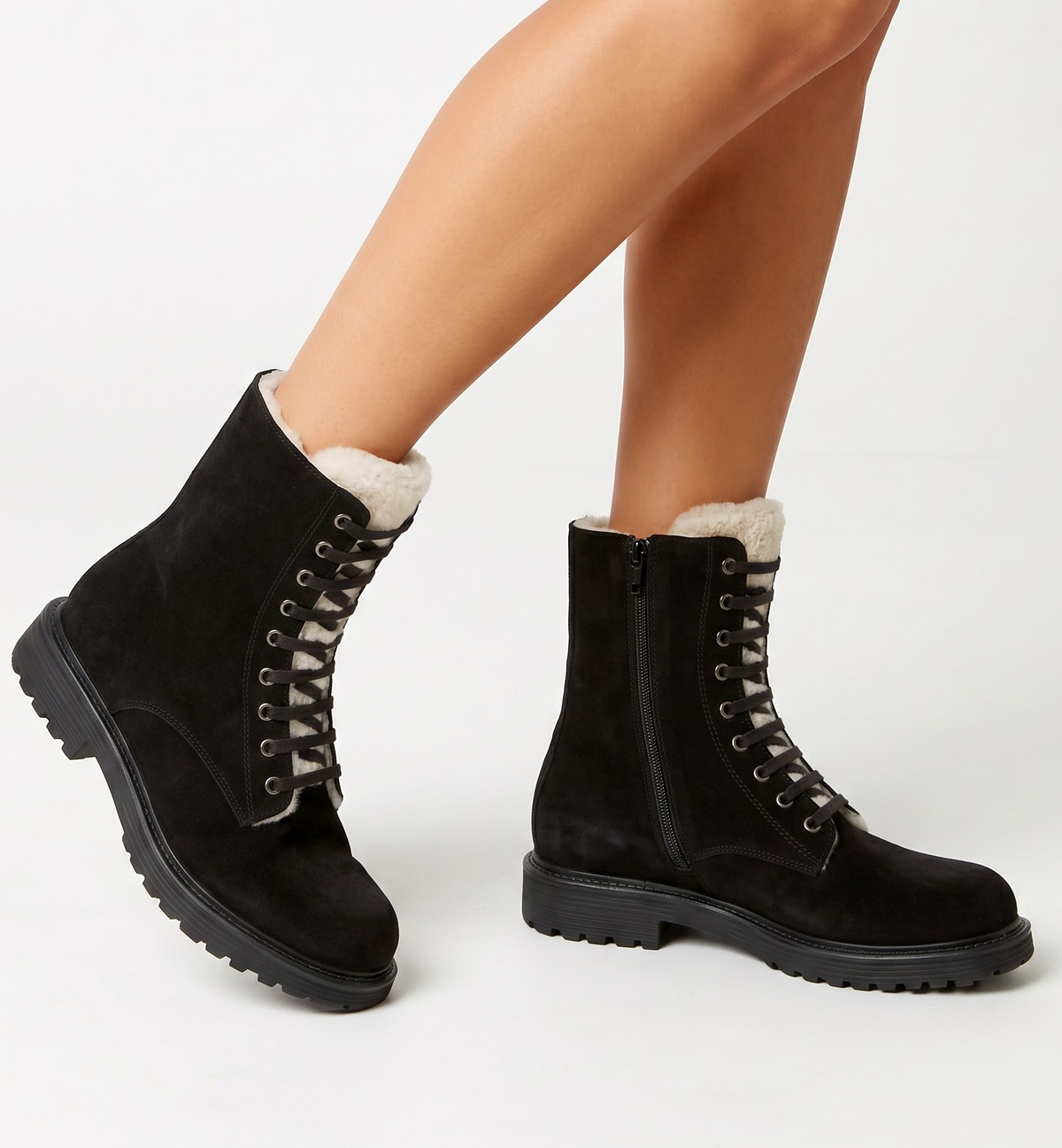 HELPFUL SHEARLING LINED SUEDE LACE UP BOOTIE - La Canadienne
