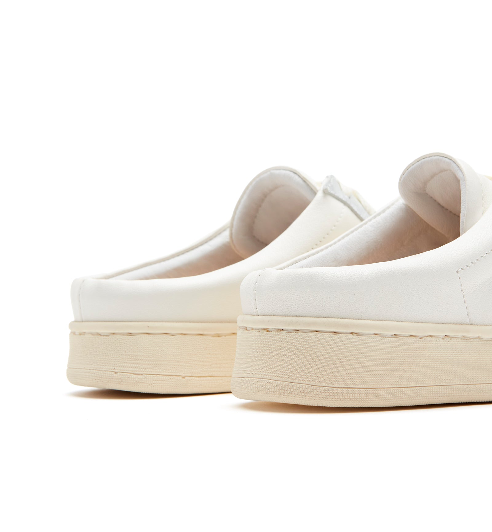 MERIT MULE SNEAKER EN CUIR 