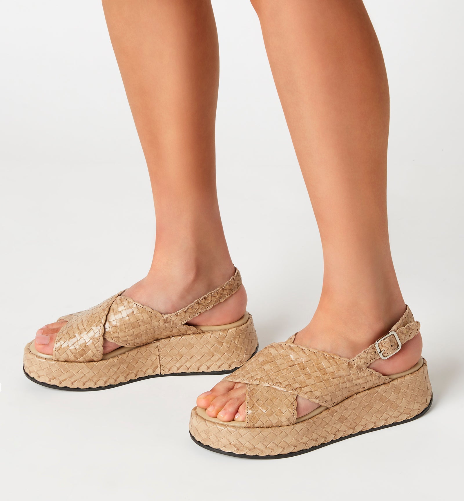 PACIFIK WOVEN LEATHER SANDAL - La Canadienne