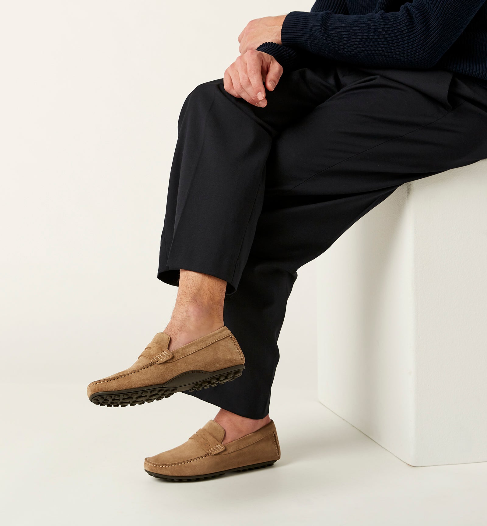 PILOT MEN'S SUEDE LOAFER